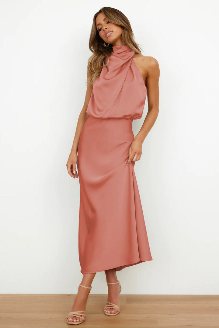 Maria™ - Elegantes ärmelloses Kleid aus Satin mit raffiniertem Schildkrötenausschnitt
