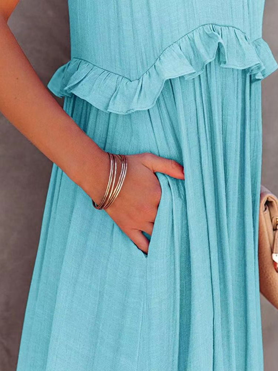 Romola™ - Elegantes langes ärmelloses Kleid mit Rüschen und praktischen Taschen