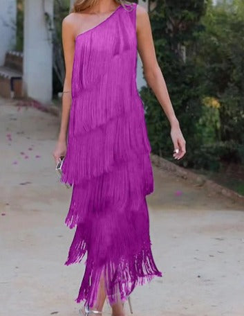 Noemi™ - Halbschalenkleid mit unvergleichlicher Eleganz