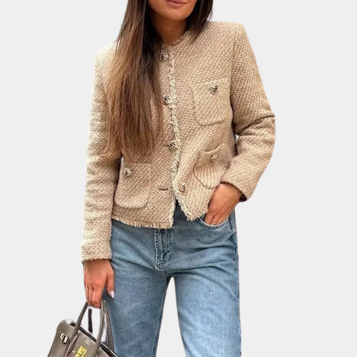 Schicke und anspruchsvolle feminine Jacke