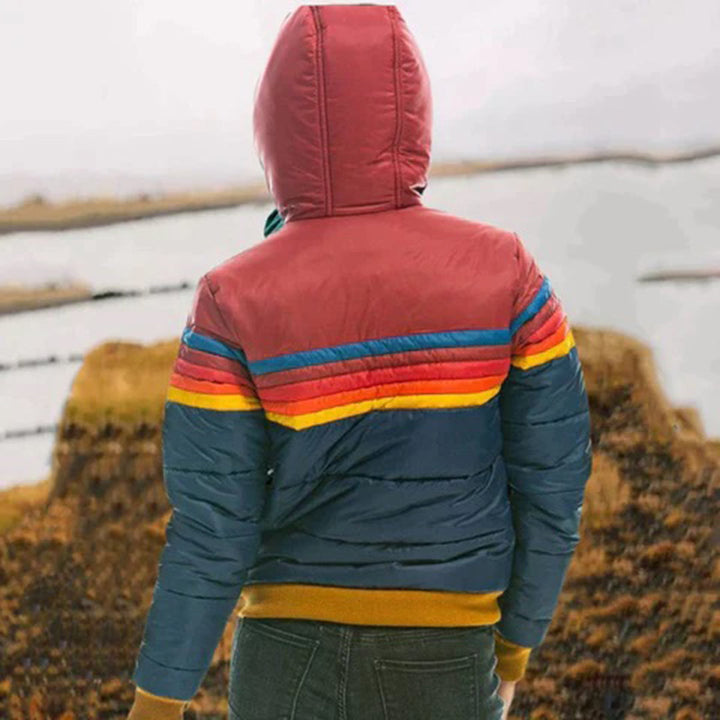 AVA Women's Hooded Jacket: Stil und Komfort für jede Gelegenheit!