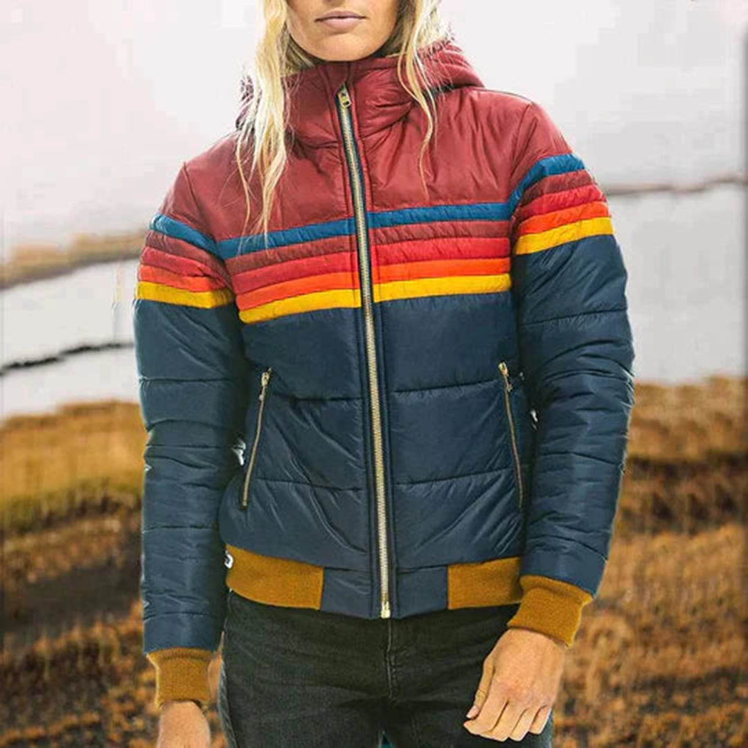 AVA Women's Hooded Jacket: Stil und Komfort für jede Gelegenheit!