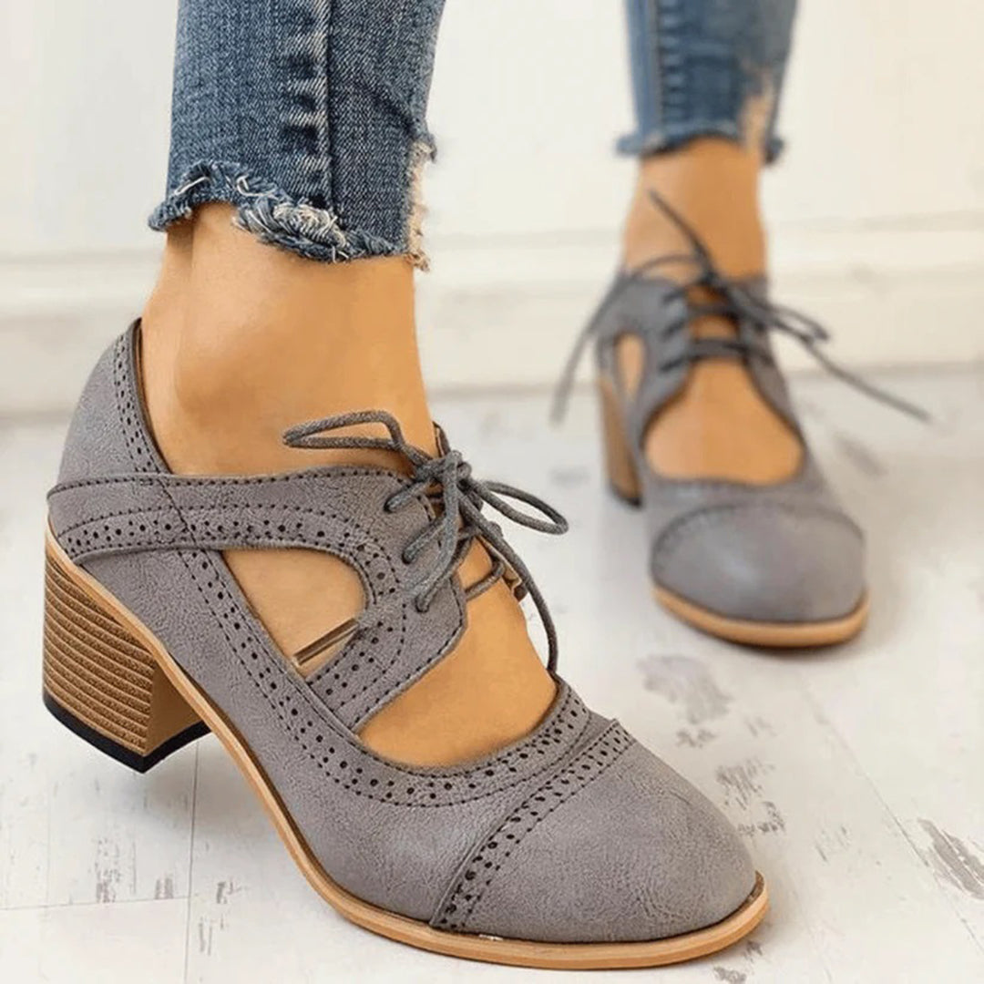 FLEUR Stiefel mit langem Schaft: Eleganz und Raffinesse für jede Gelegenheit