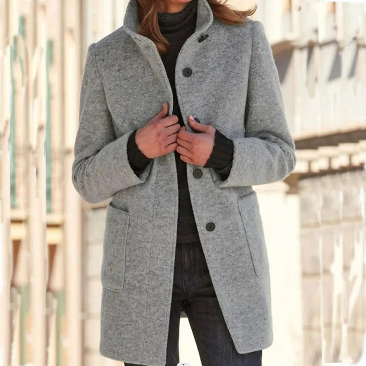 Damenmantel DONATIENNE: Eleganz und Komfort für einen traumhaften Winterlook