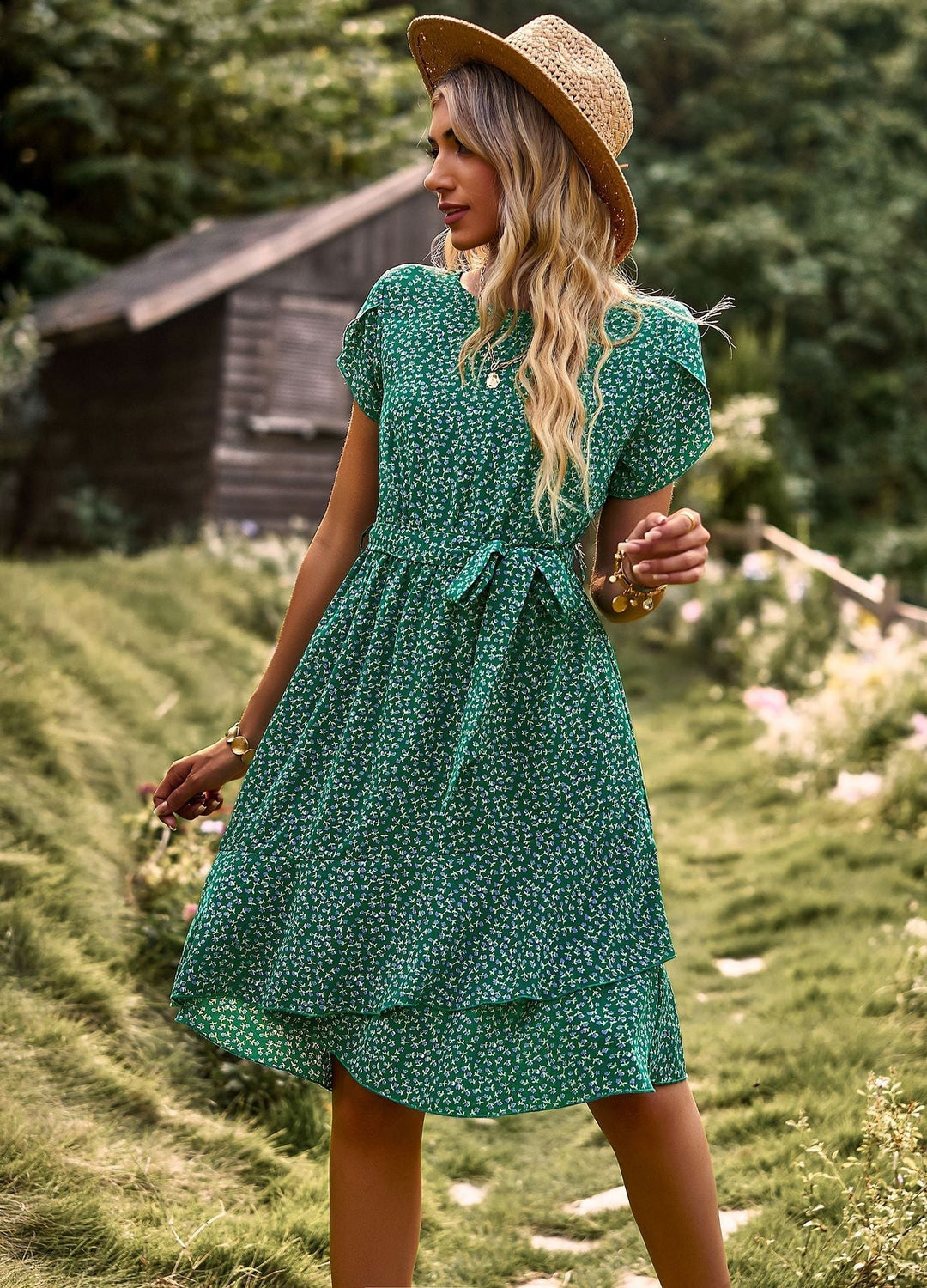 Trendiges Elisa™-Kleid mit elegantem Taillenband