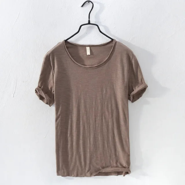 Modisches Herren-T-Shirt aus christlicher Baumwolle mit taillierter Passform - Komfort und Eleganz für den Alltag