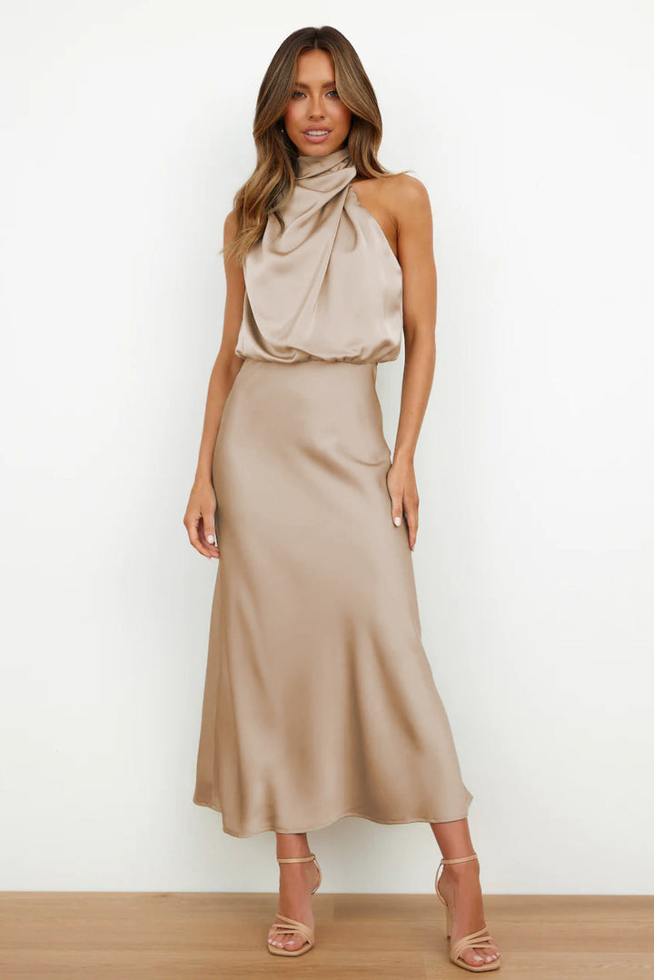 Maria™ - Elegantes ärmelloses Kleid aus Satin mit raffiniertem Schildkrötenausschnitt
