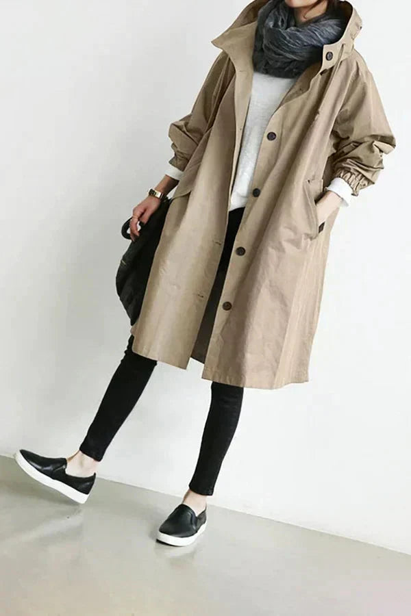 Eleganter und moderner Damen-Mackintosh für jede Gelegenheit
