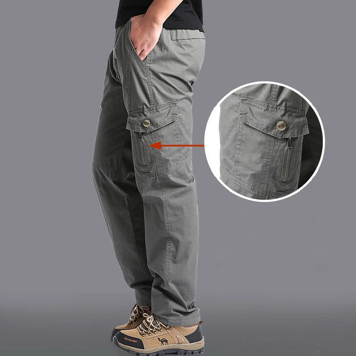 Hochwertige Herren-Cargohose im modischen und bequemen Regular Cut - die perfekte Kombination aus modischem Design und Funktionalität