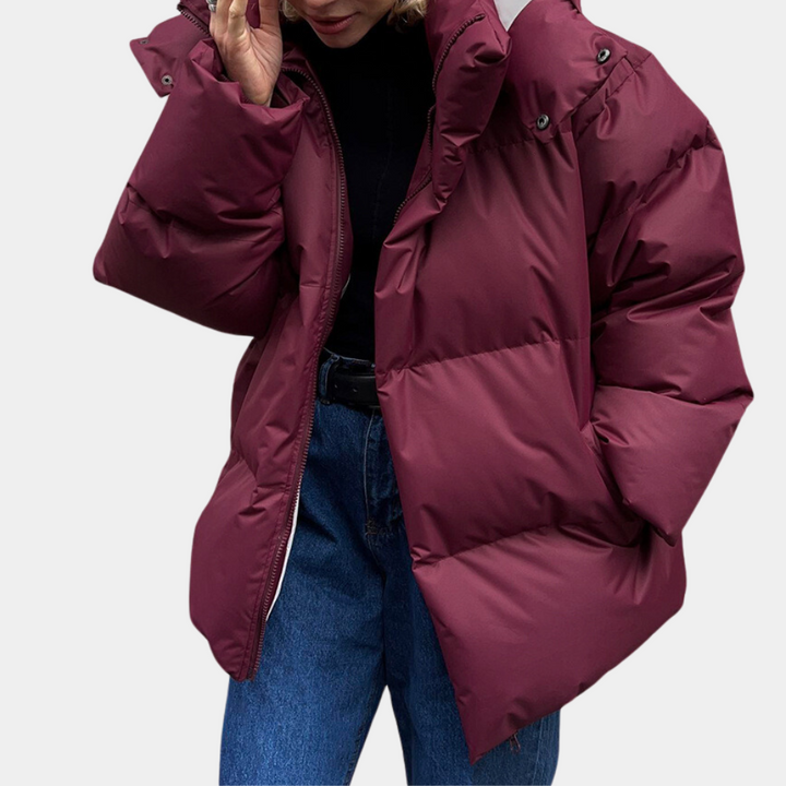 Damenjacke Maron - Elegant, leicht und strapazierfähig für einen anspruchsvollen Look bei jeder Gelegenheit.