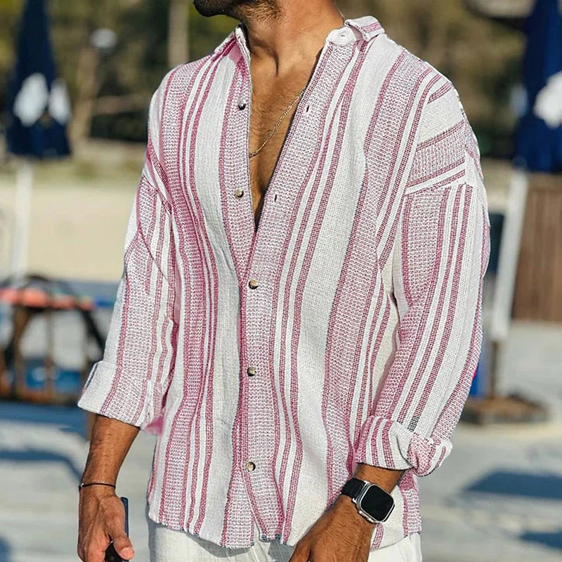 Elegantes gestreiftes Herrenhemd - ein bequemer und stilvoller Alltagslook